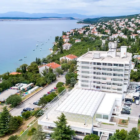 Omorika Szálloda 4*