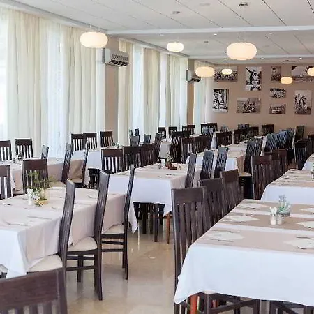 Omorika Hotell 4*