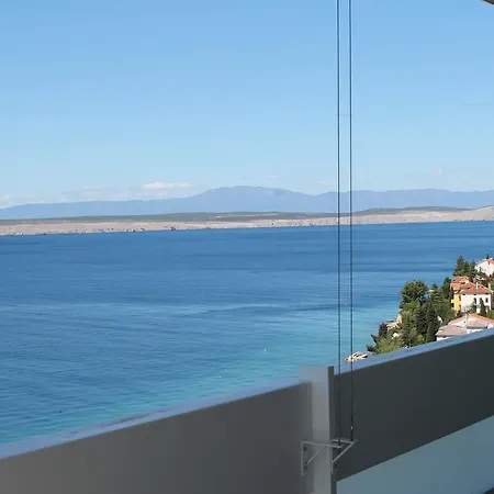 Omorika ツリクヴェニツァ