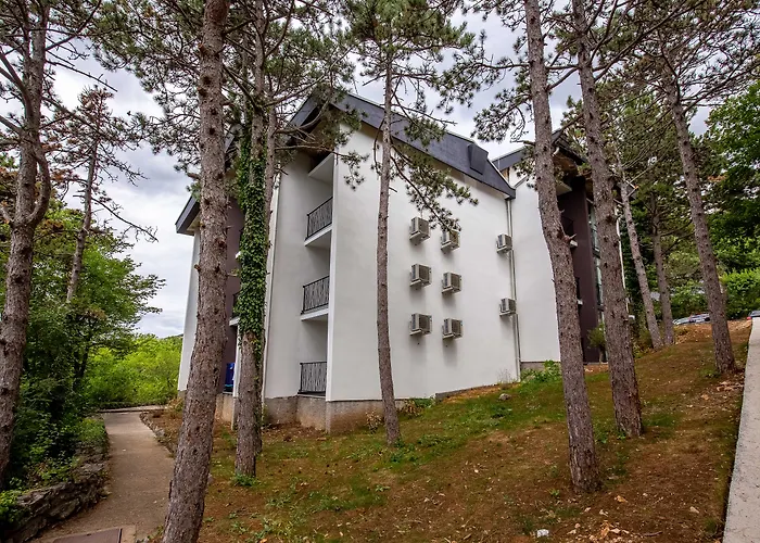 奥莫瑞卡酒店 茨里克韦尼察